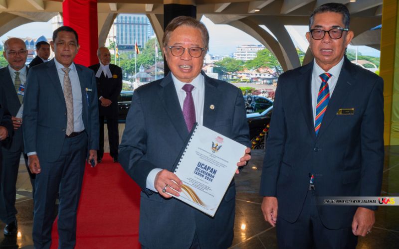 Sarawak perkasa bantuan khas pendidikan – Abang Johari