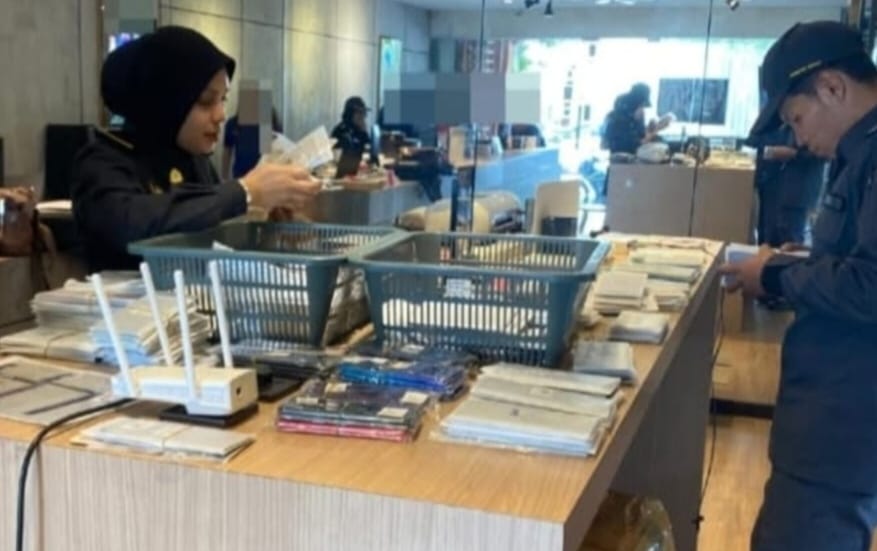 KPDN Perak rampas aksesori dan alat ganti telefon bimbit tiruan bernilai RM27,742