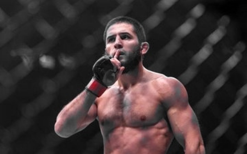 Makhachev lakar rekod juara dwi-divisyen UFC