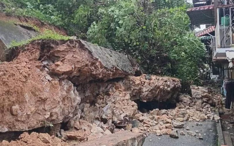 Tanah runtuh, pokok tumbang sekitar ibu negara