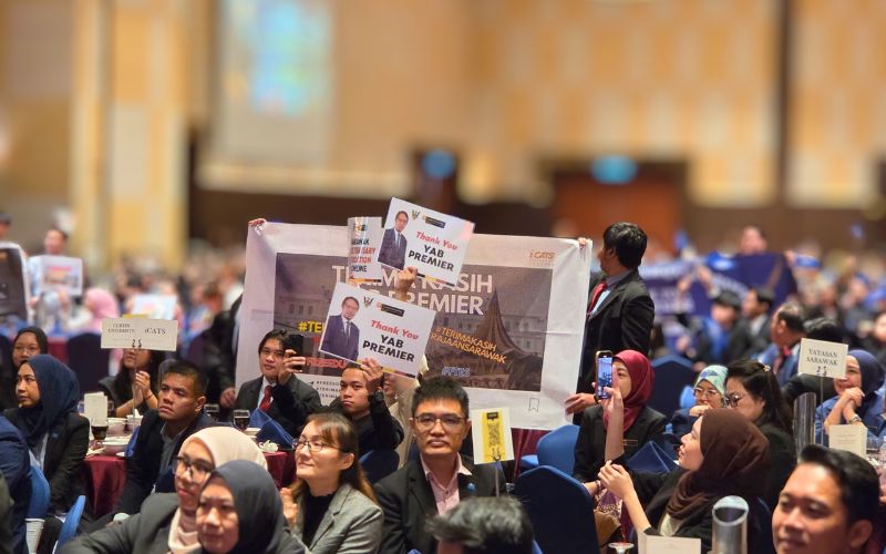 FTES beri peluang awal pelajar Sarawak lanjut pengajian – Abang Johari