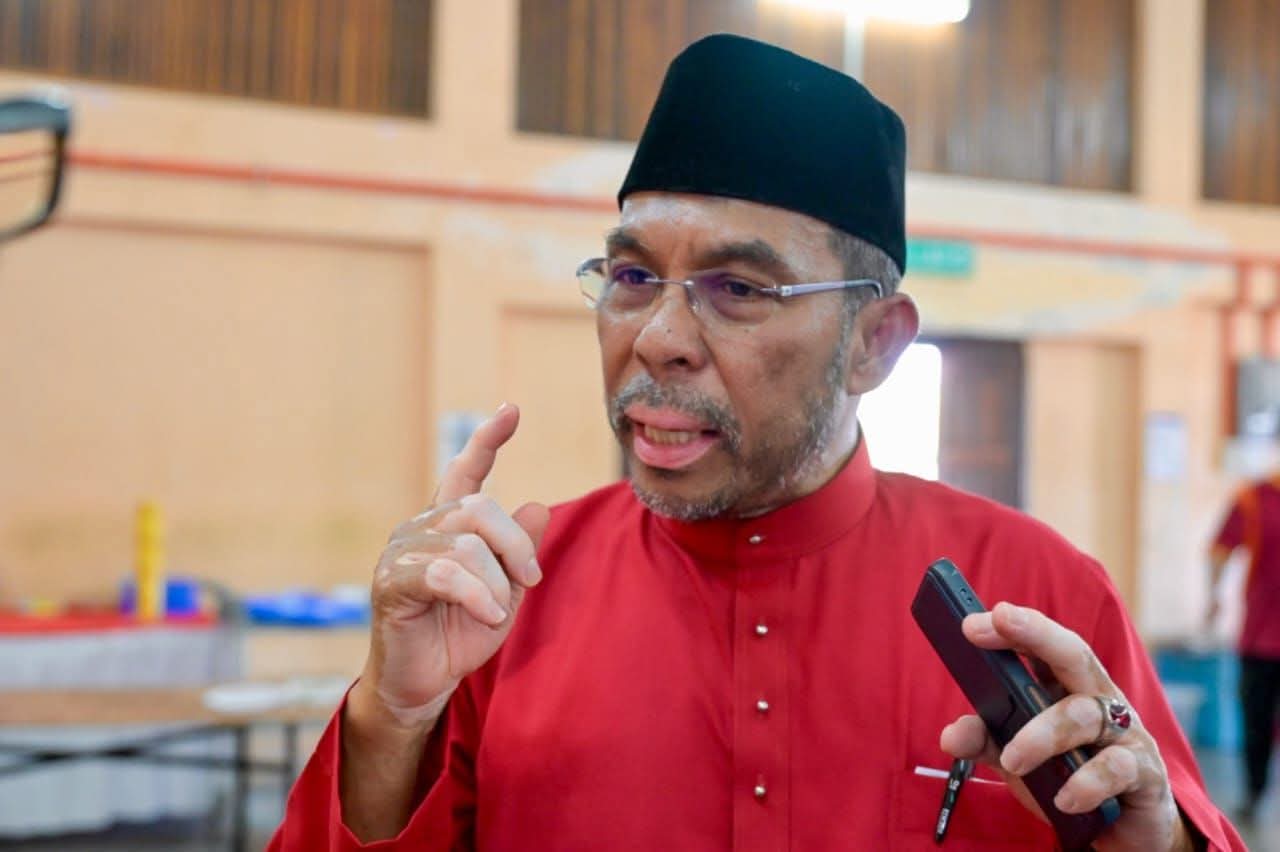 Krisis politik Perlis: Qunut Nazilah Pas senjata makan tuan?