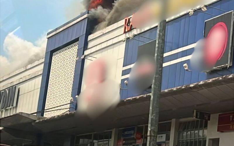 Kebakaran premis Mydin Vista Tunku berjaya dikawal