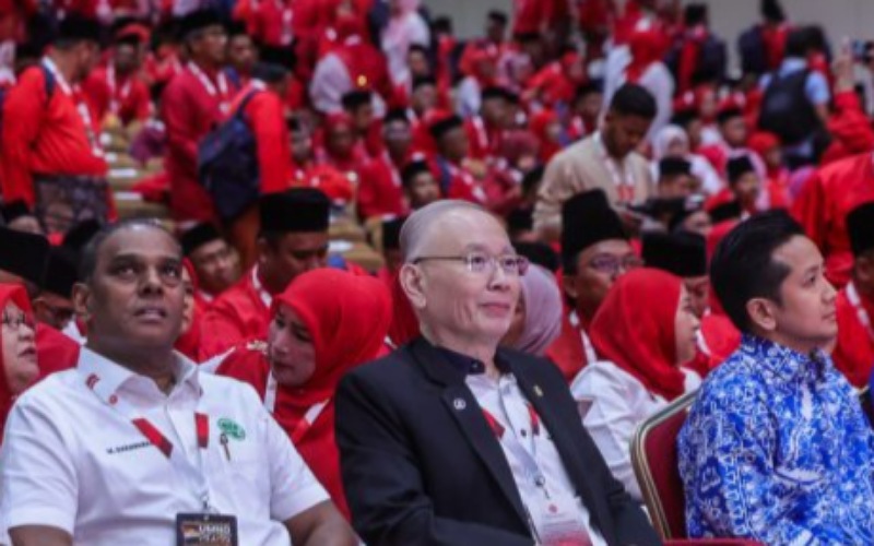 MCA dan MIC usah lagi merajuk, kita sahabat dalam BN