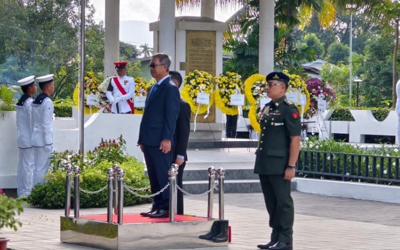 400 hadir Upacara Memperingati Mangsa Perang Petagas