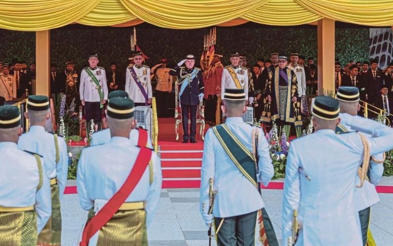 Bahasa Melayu tidak boleh dikompromi dalam pendidikan – Agong