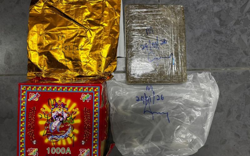 Cubaan seludup ganja gagal, polis tahan pasangan tempatan