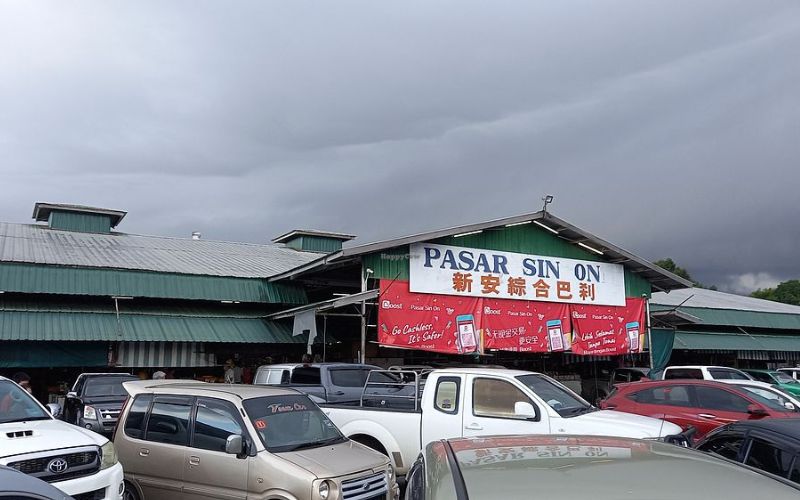 Projek naik taraf Pasar Sin On sedia 68 parkir berbumbung