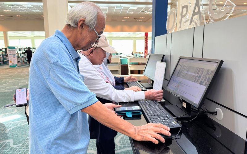 Diwarmas bantu warga emas ‘celik’ digital