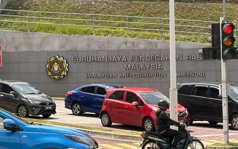 SPRM tahan enam pegawai ATM kes rasuah TKAT