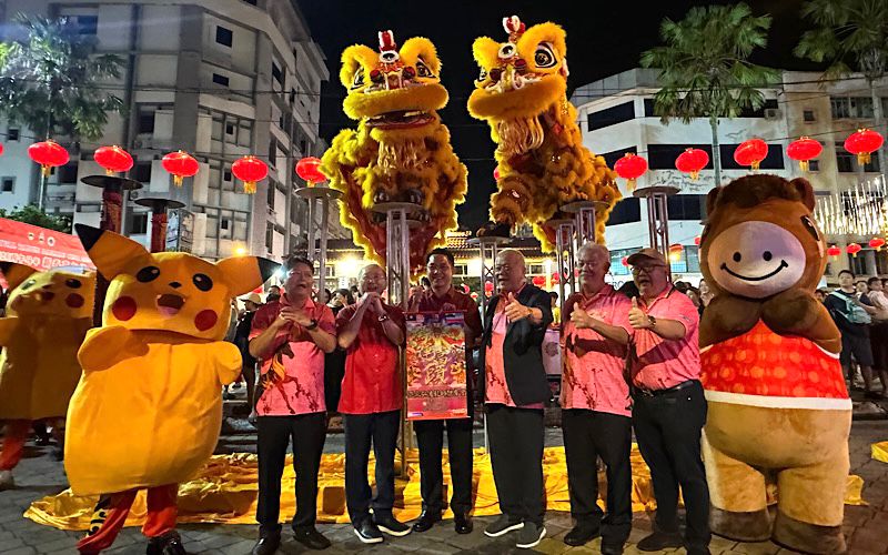 Karnival Tahun Baharu Cina tarik pengunjung tempatan dan luar negara