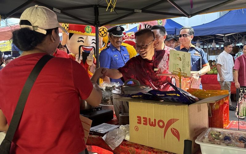 601 gerai rancakkan  Tamu Besar Tahun Baharu Cina Segama