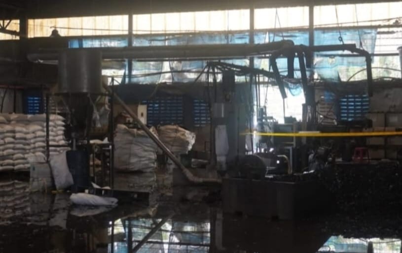 PGA serbu kilang sisa plastik haram di Sungkai, rampasan lebih RM5 juta