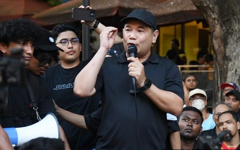 Himpunan #TangkapAzamBaki terkawal, berakhir dengan aman