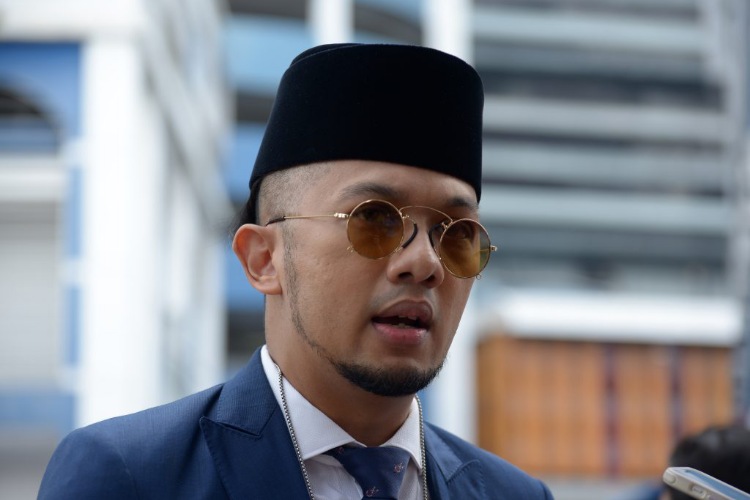 Caprice saman Rafizi RM10 juta atas dakwaan fitnah