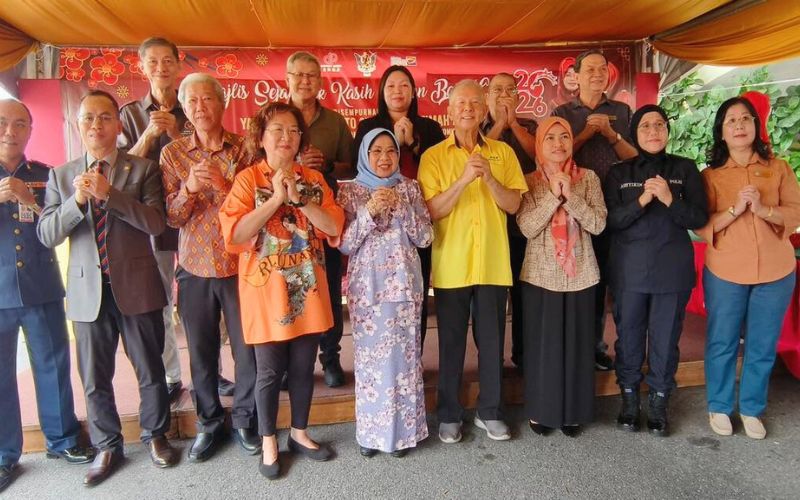 Sarawak terus prihatin, salur bantuan perayaan kepada golongan sasar