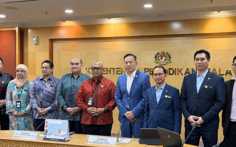 Sarawak bincang autonomi pendidikan, DLP bersama KPM