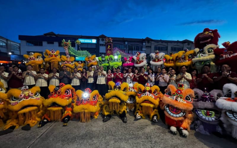 Perarakan lori singa satukan masyarakat Sandakan