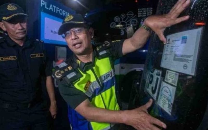 Seorang pemandu bas positif meth dalam operasi khas JPJ