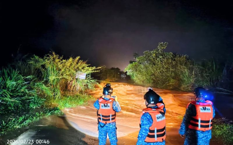 Paras sungai cecah tahap bahaya, 15 rumah terjejas banjir kilat di Tambunan