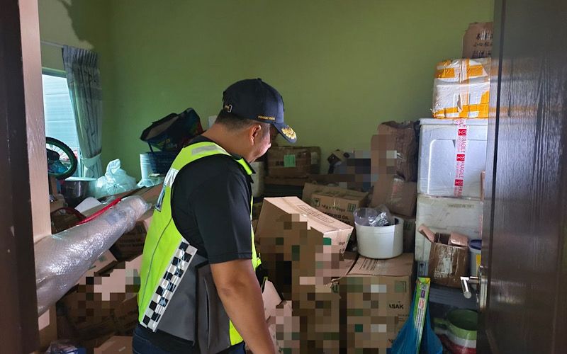1,139kg minyak masak peket bersubsidi disita di Sandakan ‎