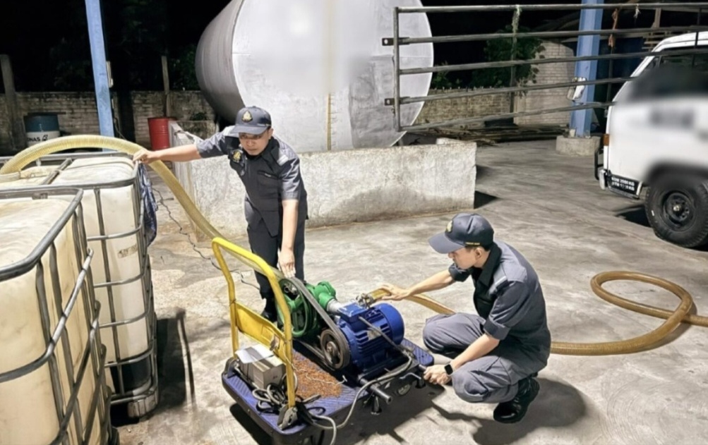 Seleweng diesel tumpas, KPDN Perak rampas lebih 5,000 liter