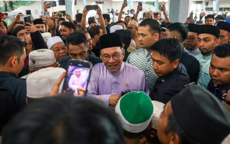 Subsidi RON95 masih diberi kepada rakyat walaupun kerajaan berdepan tekanan kewangan