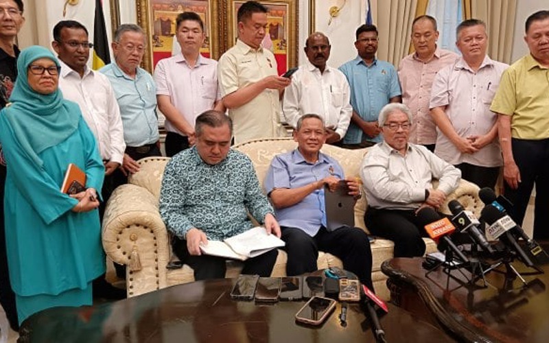 Krisis Negeri Sembilan: Percubaan PN dilihat terdesak rebut peluang kuasa