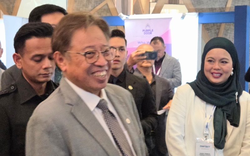 Sarawak perintis ‘AI Grid’, sasar lahir 10,000 pakar teknologi digital