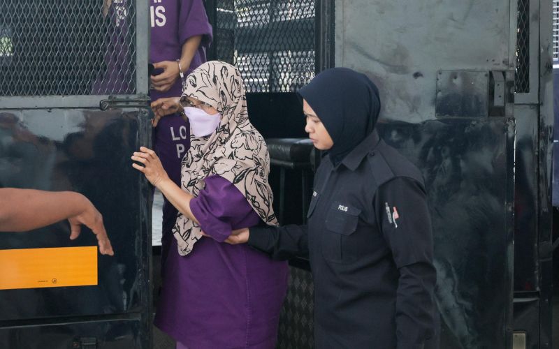 Guru rempuh pelajar dibawa ke mahkamah untuk tahanan reman