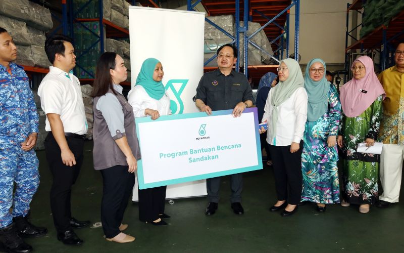 Sumbangan untuk mangsa kebakaran Kampung Bahagia terus diterima