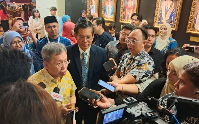 Sektor kesihatan Sarawak harap peruntukan Persekutuan terus diperkukuh – Dr Sim
