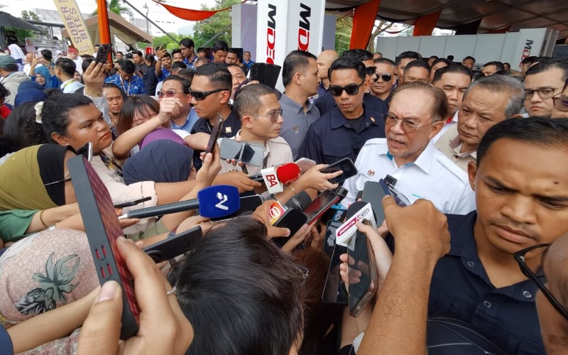 Jangan politikkan, UEC diiktiraf dengan syarat wajib lulus Bahasa Melayu dan Sejarah