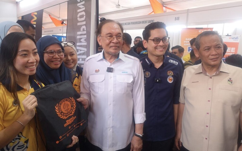 Agensi pembangunan usahawan perlu mula turun padang bantu peniaga kecil belia