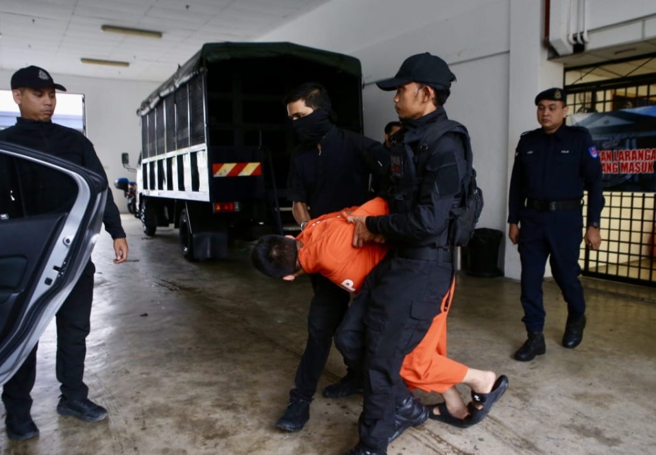 Ejen hartanah tikam kenalan wanita ditahan reman 7 hari