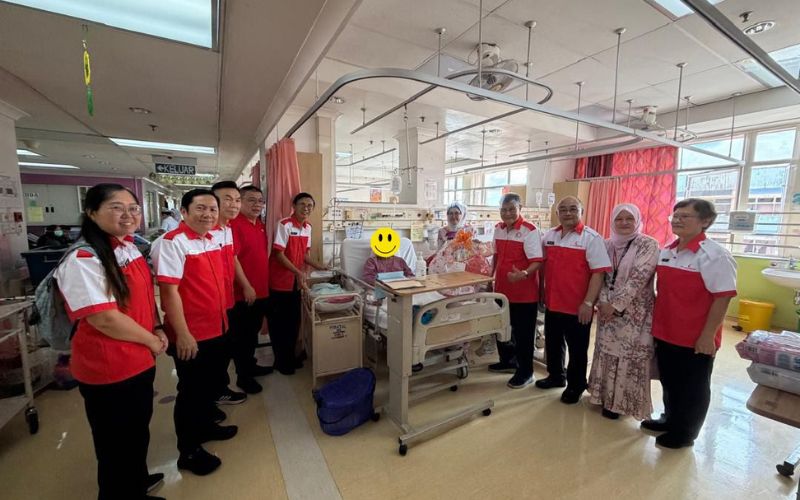 PBSM Kuching santuni pesakit, raikan bayi 8 Mei di HUS