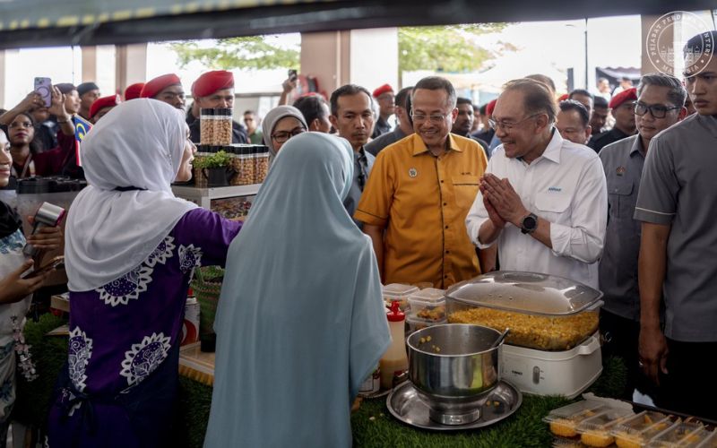 Kerajaan laksana pengurangan sewa premis agensi mulai bulan ini