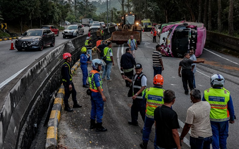 2 bas persiaran, 1 SUV kemalangan di Genting