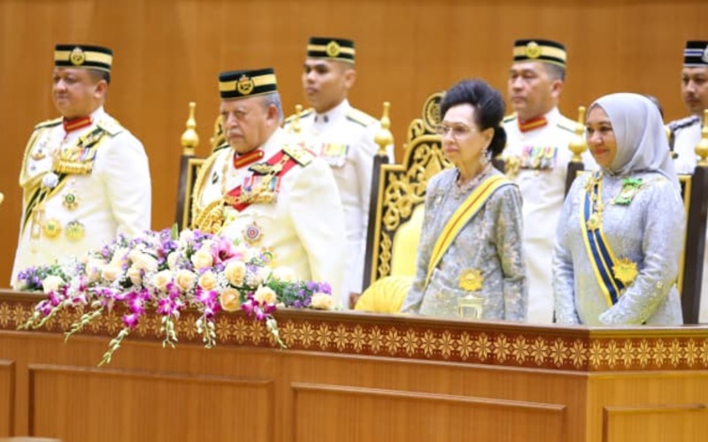 Raja Perlis mahu pentadbiran negeri diteruskan hingga tamat penggal