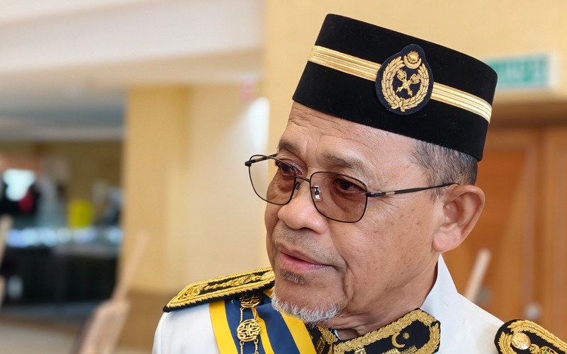 Tiada undi tidak percaya, Shahidan serah kepada Pas Pusat