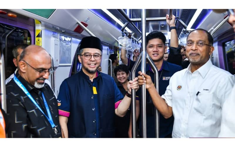Zambry naik LRT3 ke UiTM Shah Alam, tinjau kemudahan baharu permudah mobiliti pelajar