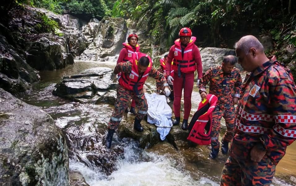 Warga Myanmar maut lemas ketika mandi air terjun