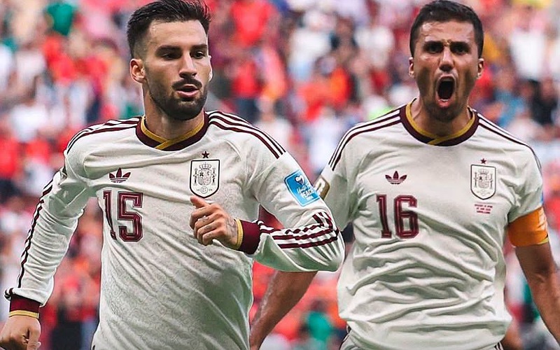 Sepanyol lepas ke pusingan kalah mati, Uruguay tersingkir