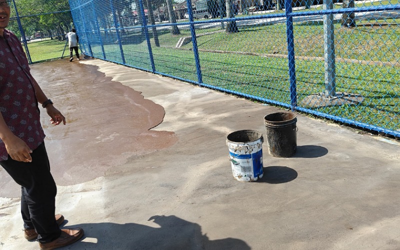 Gelanggang futsal Taman Seri Inderapura dinaik taraf menerusi IKR
