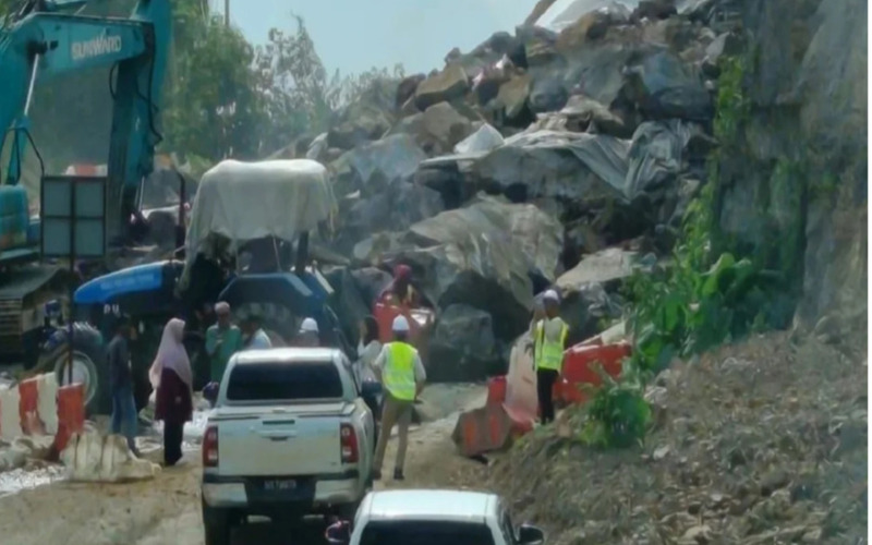 Letupan luar jangka tutup Jalan Kota Bharu-Gua Musang, laluan dibuka semula hari ini