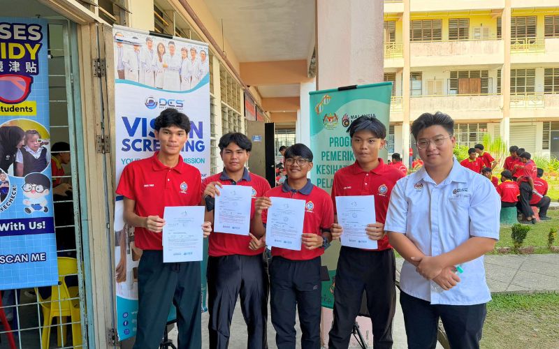 Lebih 1,000 pelajar SMK Pujut terima manfaat pemeriksaan mata percuma