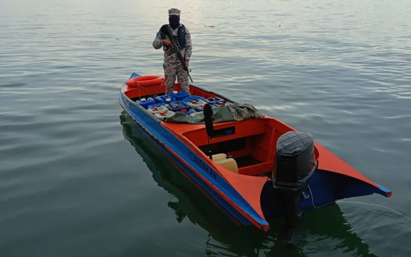 Maritim Malaysia gagalkan cubaan seludup 510 liter petrol di Sandakan