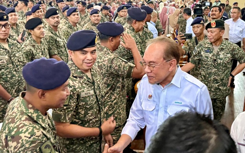 Akibat campur tangan politik berlebihan, FELDA rugi RM10 bilion