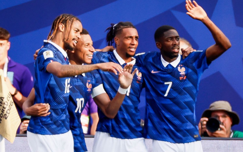 2 gol Mbappe bantu Perancis singkir Sweden