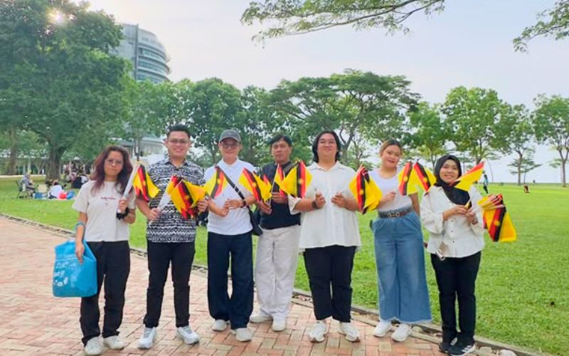 AMK Miri edar bendera semarak semangat patriotik Hari Sarawak